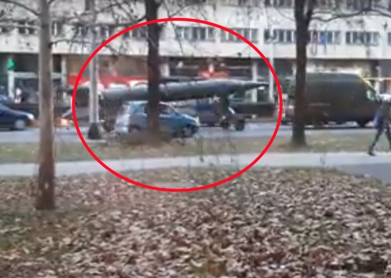 [VIDEO] Policija otkrila kakva to raketa vozi zagrebačkim ulicama