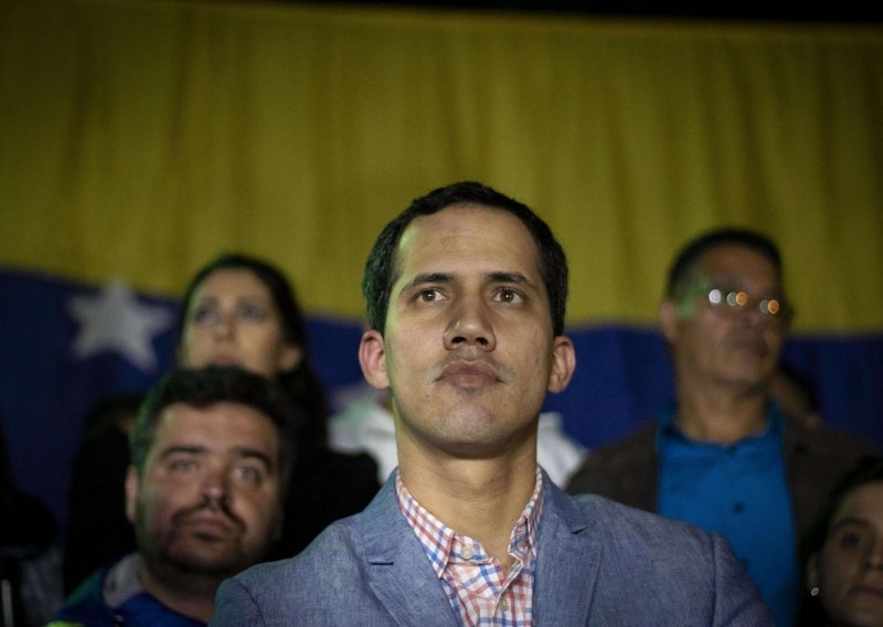 Guaido: Oporba može osigurati mirnu tranziciju i slobodne izbore