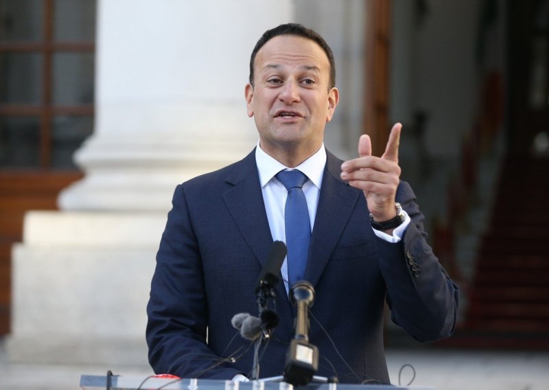 Irski premijer Varadkar voljan postići kompromis o granici sa Sjevernom Irskom