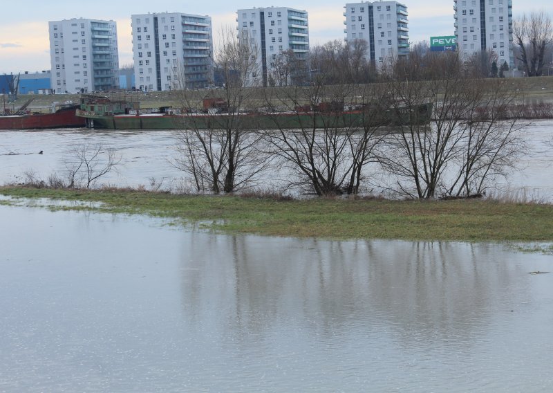 Ovako to izgleda kada se Sava u Zagrebu izlije iz korita