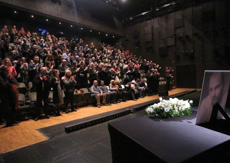 U ZKM-u održana komemoracija za mladog glumca Roberta Budaka