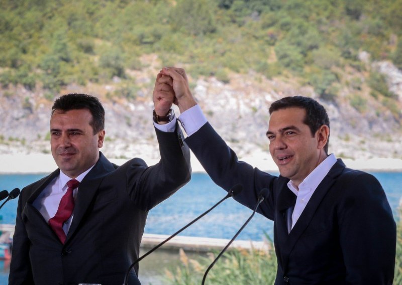 Grčki parlament prihvatio protokol o pristupu Makedonije NATO-u