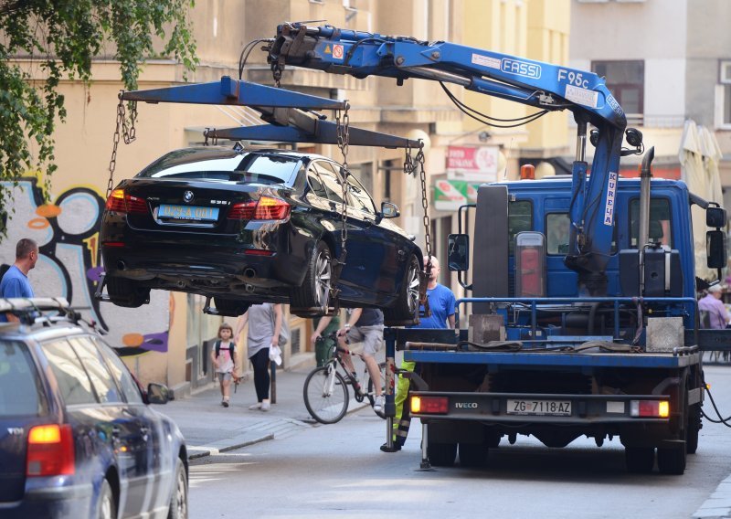 Otkrivamo iz kojih ulica pauci u Zagrebu najčešće odnose automobile, iznos naplaćenih kazni zbilja je astronomski