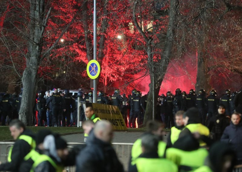 Dinamo optužio Čehe da su skrivili incidente u Plzenu: Nisu bili razumni