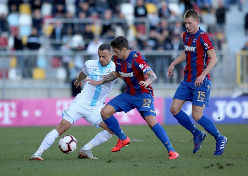 Rijeka i Hajduk rezultatom razveselili konkurenciju; jedna situacija razbjesnila goste