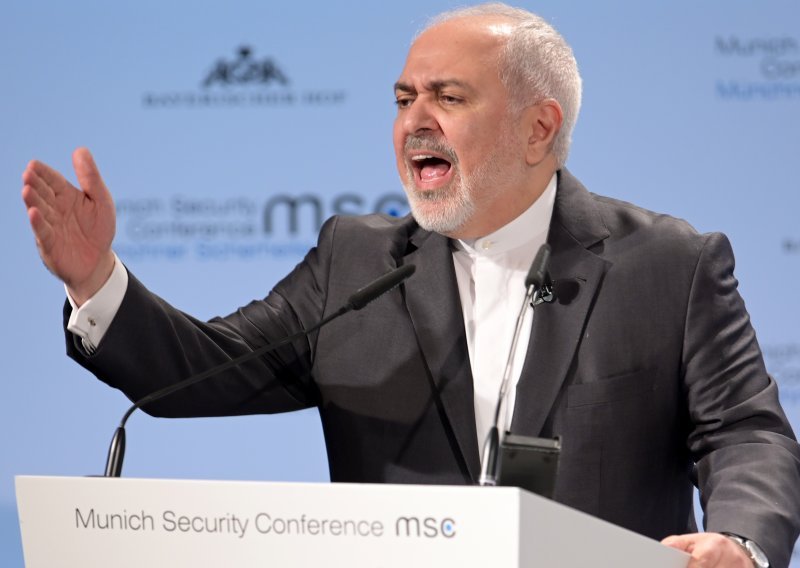 Iranski šef diplomacije: SAD je patološki opsjednut našom državom i želi nas baciti na koljena