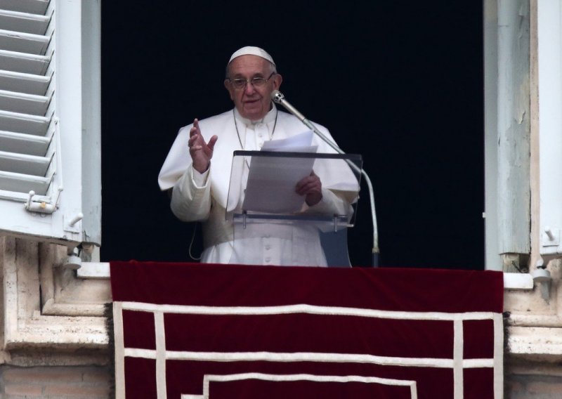 Papa bi se uoči skupa mogao susresti sa žrtvama svećenika pedofila