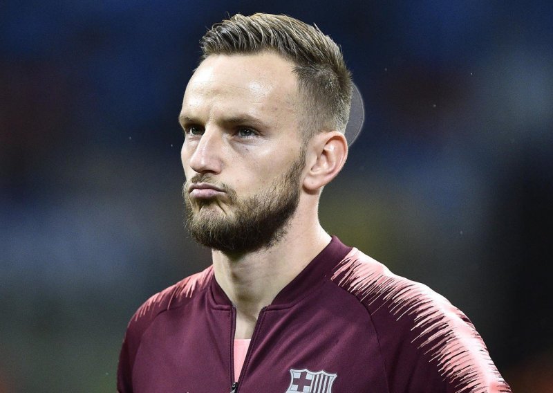 Rakitić pronašao novi klub; otkriveno kakvu je ulogu u tome imala njegova supruga!