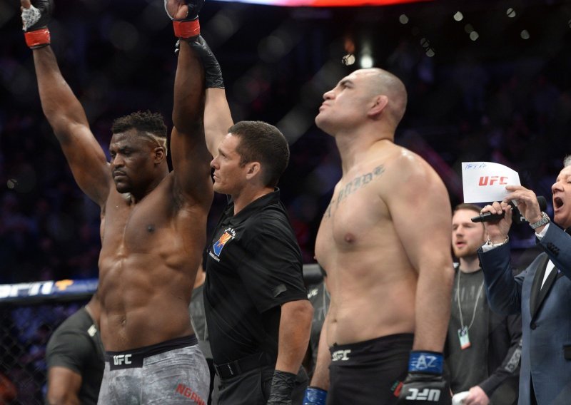 Cain Velasquez nije bio nokautiran; bivši šampion pred novinarima objasnio što mu se dogodilo