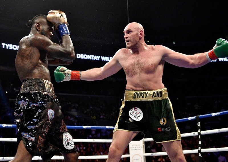 Kontroverzni boksač Tyson Fury dobio više od 100 milijuna dolara; evo što mora odraditi