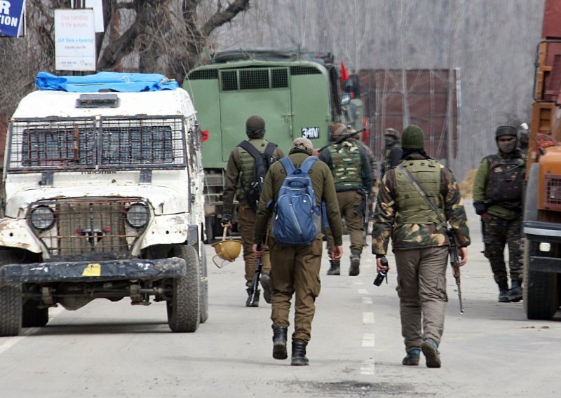 Indijski zapovjednik: Pakistanska obavještajna služba upletena u bombaški napad u Kašmiru