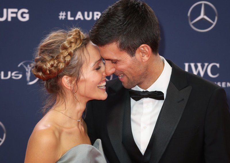 Večer puna romantike: Novak i Jelena Đoković zablistali na crvenom tepihu