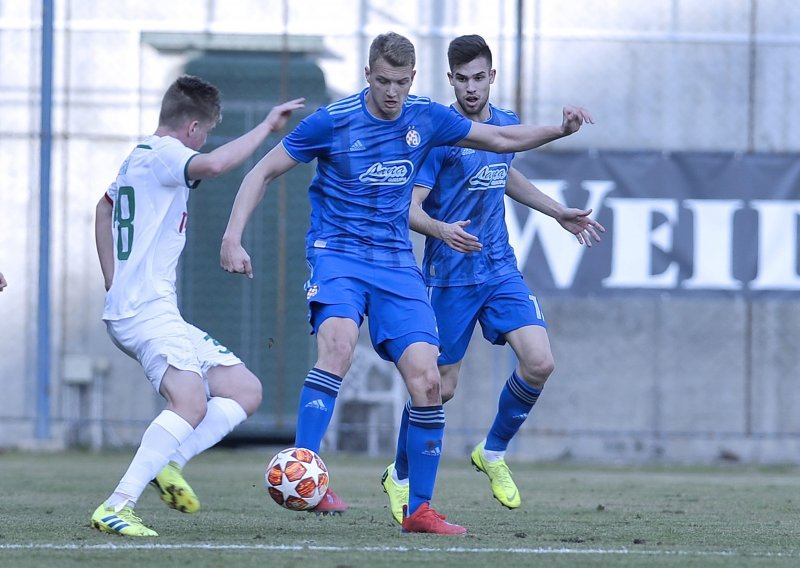 Mladi Dinamo u velikoj drami izbacio Lokomotiv i nastavlja sanjati o tituli u Ligi prvaka