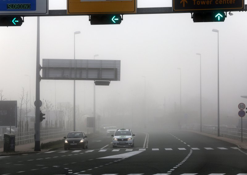 Vozači, oprez! Magla mjestimice smanjuje vidljivost