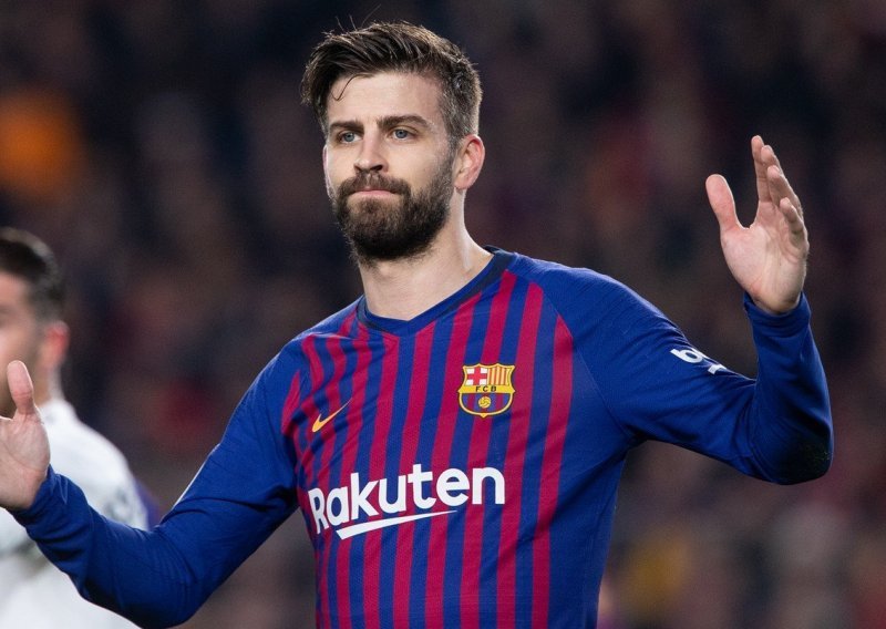 Gerard Pique ni s čime izazvan otkrio detalje razgovora s Novakom Đokovićem; jasno je i zašto!