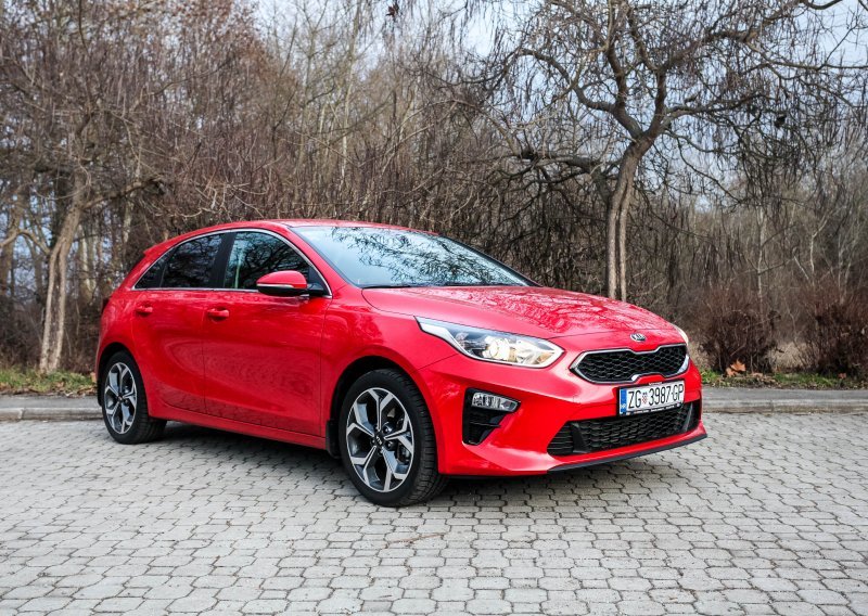 KIA Ceed 1.0 T-GDI LX Fresh - treća sreća