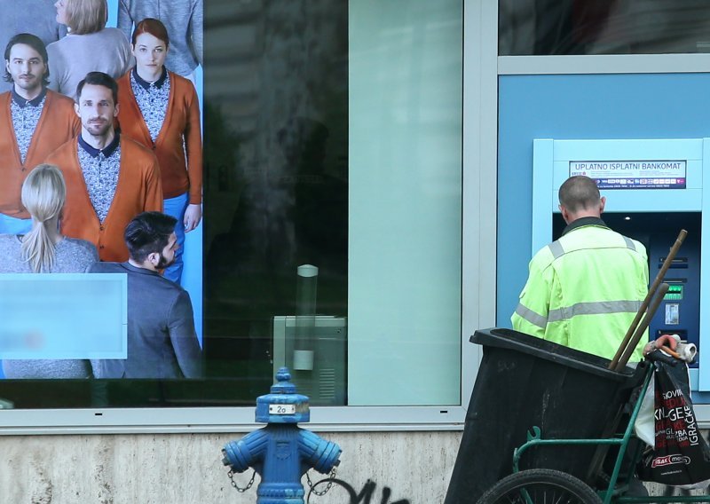 Provjerili smo tko nudi najpovoljnije gotovinske kredite i koliko se oni uopće isplate