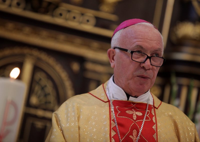 Žestoke reakcije na izjavu biskupa Jezerinca: 'Radi se o sramotnom i gnjusnom istupu'