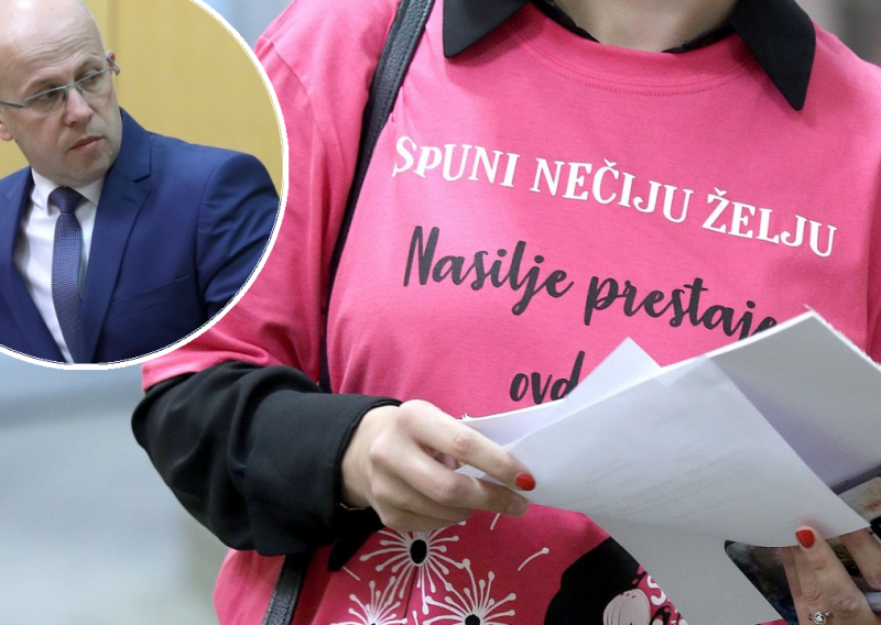 Zastupnik Daus reagirao na demanti iz Sabora: Trebali su se ispričati učenicima