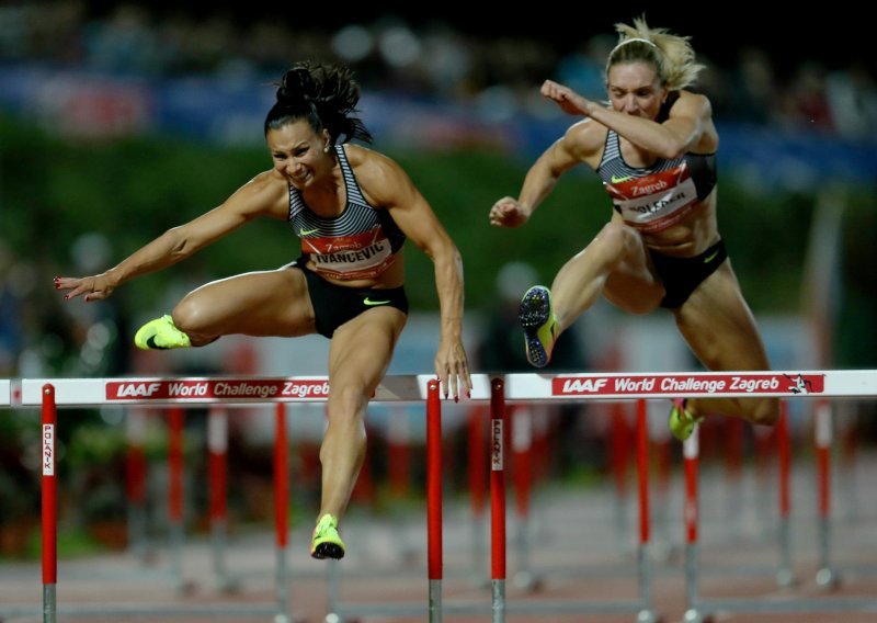 Sjajan rezultat naših atletičarki; Ivančević i Lončarek izborile plasman u polufinale na 60 metara s preponama