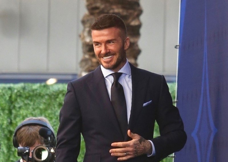 Beckham dobio svoj kip: 'Zahvaljujući klubu i umjetnicima ostat ću zauvijek mlad'