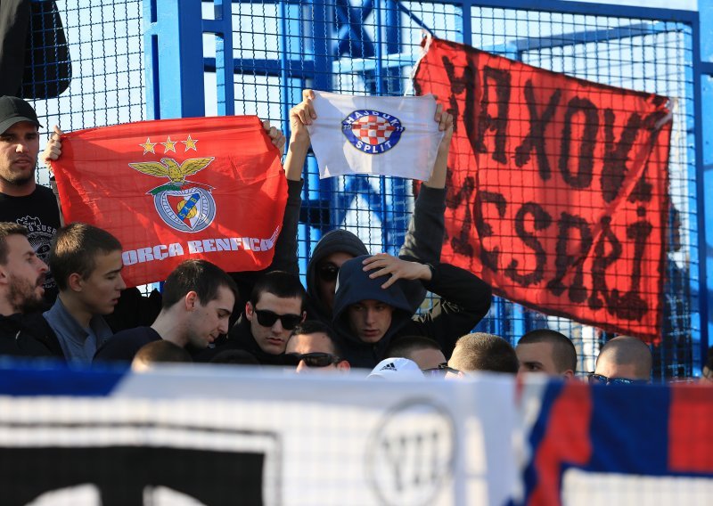 Hajduk se oglasio u vezi groznog transparenta koji se već drugi put pojavio među navijačima