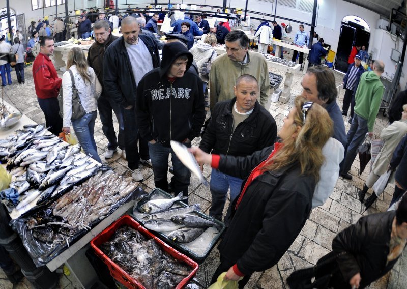 Divljanje cijena na splitskoj peškariji