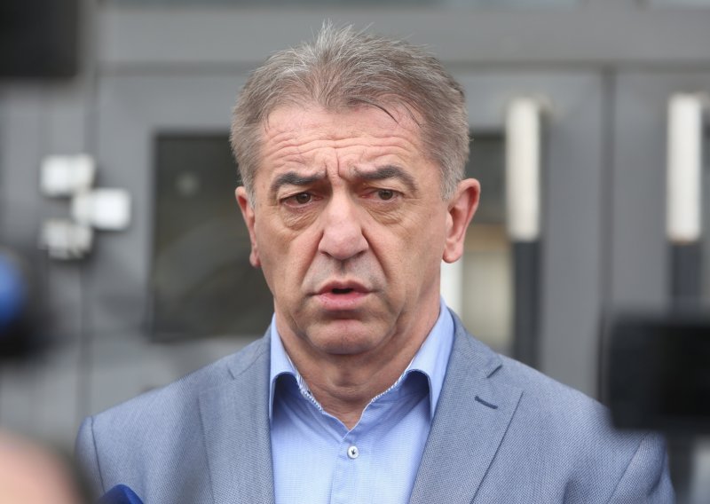 Milinović tvrdi da je u vodstvu, HDZ-u predviđa potop: Odbacili su me kao Real Ronalda