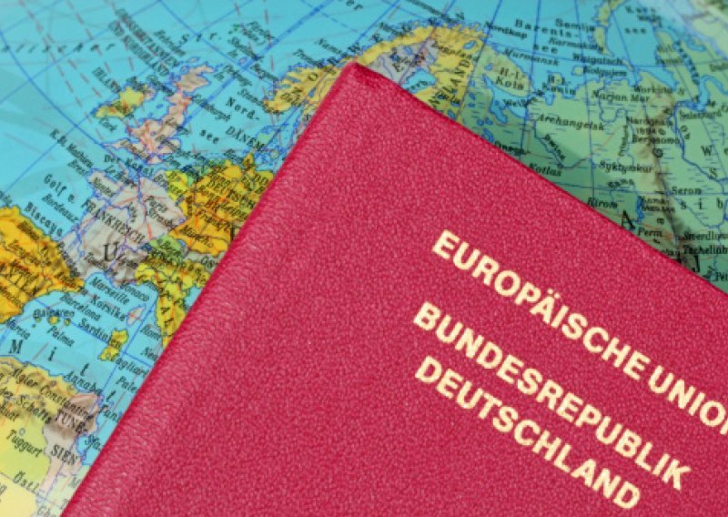Njemačka uvodi dvojno državljanstvo
