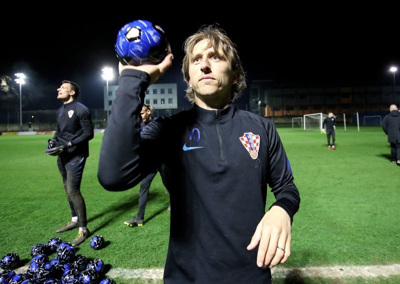 Maksimalni Luka Modrić; hrvatski kapetan prestigao i Davora Šukera za kojeg se mislilo da je nedodirljiv