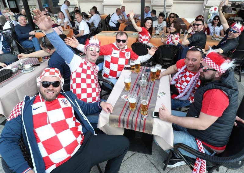Hrvatski navijači raspjevani, a jedno pitanje može se najčešće čuti