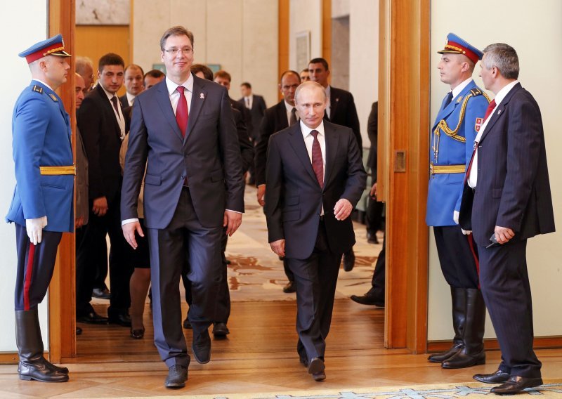 Putin ljut na Srbiju, smanjio isporuku plina