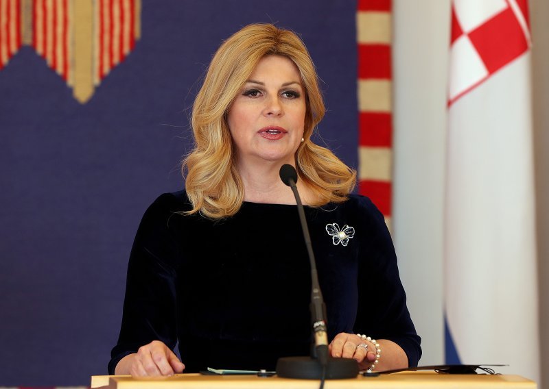 Predsjednica Kolinda Grabar Kitarović čestitala blagdan Pesaha