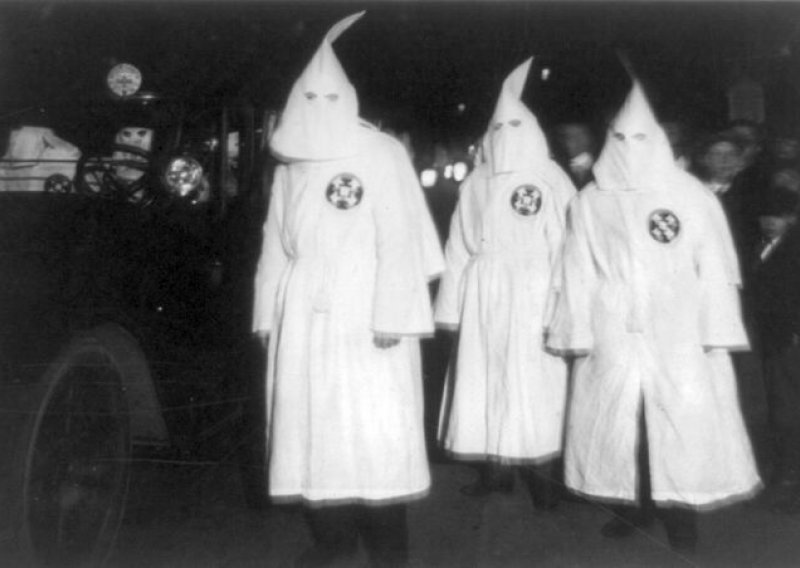 Član Ku Klux Klana osuđen na smrt zbog trostrukog ubojstva