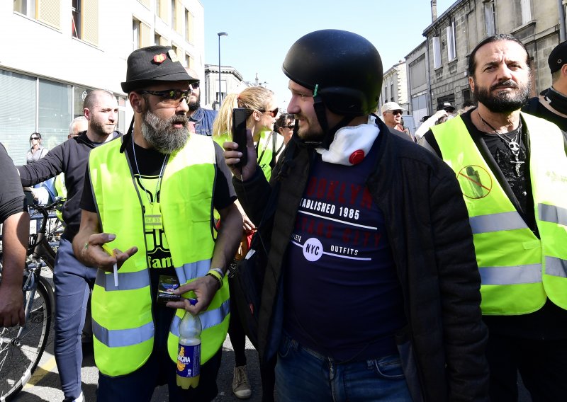 Žuti prsluci ove subote 20. put prosvjeduju u francuskim gradovima
