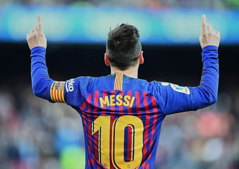 Messi još jednom pogurao Barcu do pobjede, dobro igrao i Rakitić