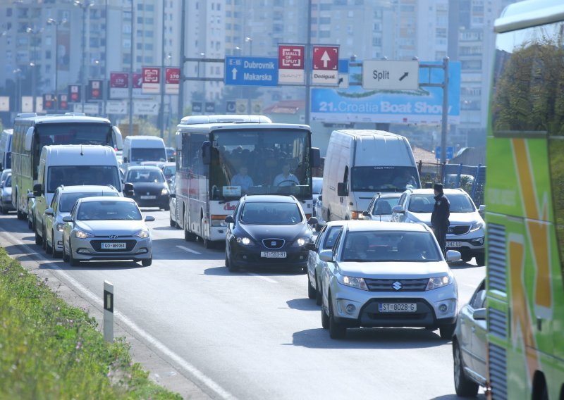 U prometnoj nesreći u Kaštelima u kojoj je poginuo motociklist sudjelovala i policajka koja je vozila pod utjecajem alkohola