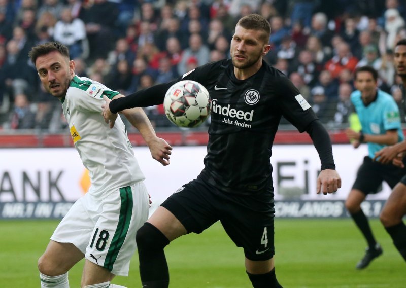 Sjajni Eintracht za poraz ne zna još od Božića; Ante Rebić asistent u novoj pobjedi svoje momčadi