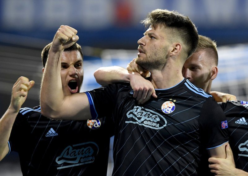Frka na Maksimiru; čelnici Dinama odbili su igračima isplatiti premije za uspjeh u Europi!