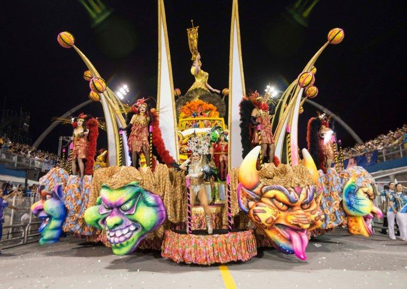 Samba! Uronite u šareni svijet brazilskih karnevala