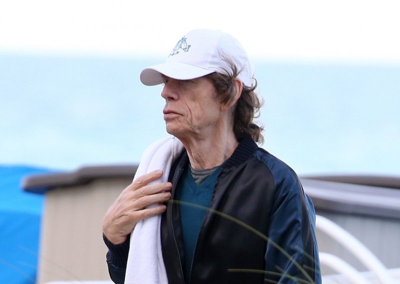 Poznat razlog otkazivanja turneje Stonesa: Mick Jagger mora na operaciju