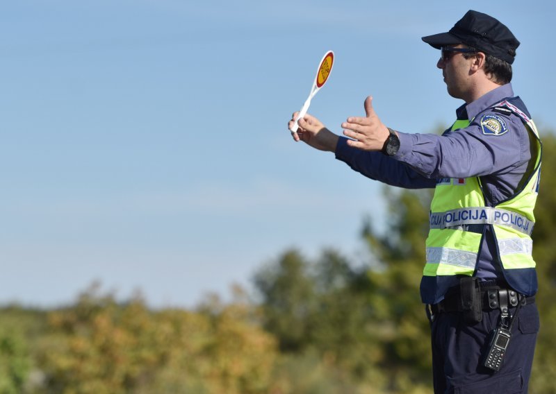 U Zagrebu poginuo biciklist, policija poziva na oprez i pridržavanje propisa