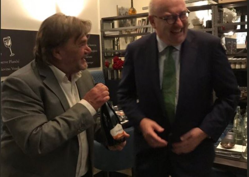 Jakovčić u Bruxellesu organizirao degustaciju maslinovih ulja