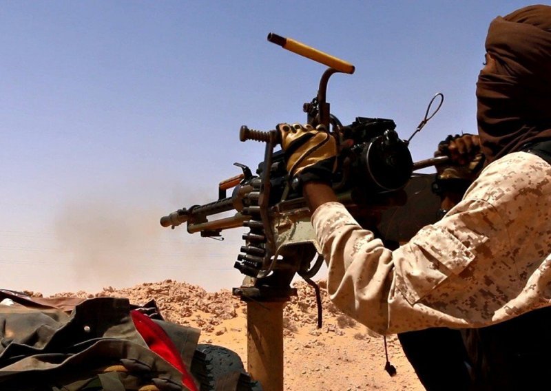 Građanski rat u Libiji, snage odane generalu Haftaru počele ofenzivu