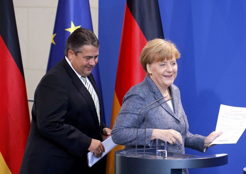 Merkel: Migranti će 'promijeniti' Njemačku; asociramo na nadu
