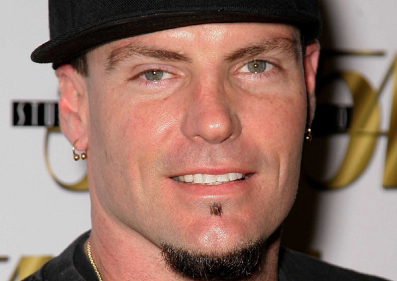 Vanilla Ice vraća se remiksom 'Ice Ice Baby'