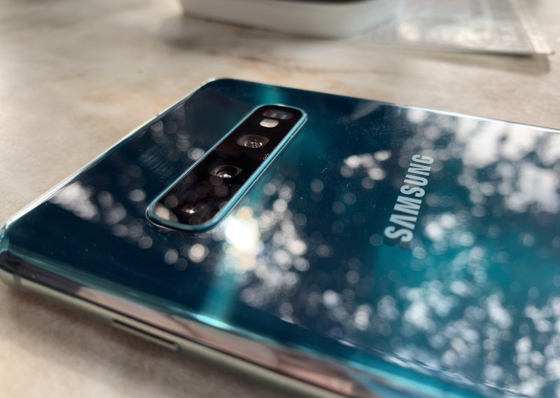 Samsung nehotice potvrdio: Stiže Galaxy S10 Lite