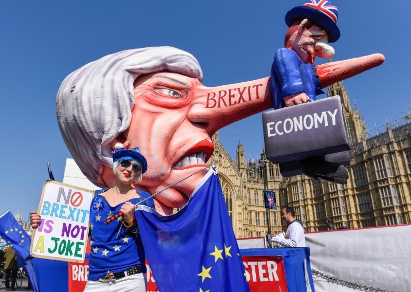 Europski čelnici: Odgoda Brexita do 31. listopada, Britanija mora na izbore za EU parlament