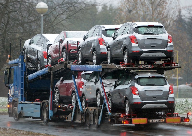 Zvono za uzbunu? Pada prodaja novih automobila, sve više se uvoze 'lijesovi na kotačima'