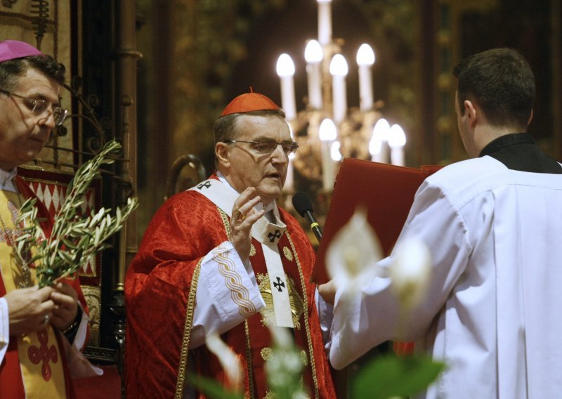 Kardinal Bozanić čestitao Uskrs Grabar Kitarović, Plenkoviću, Jandrokoviću i Bandiću
